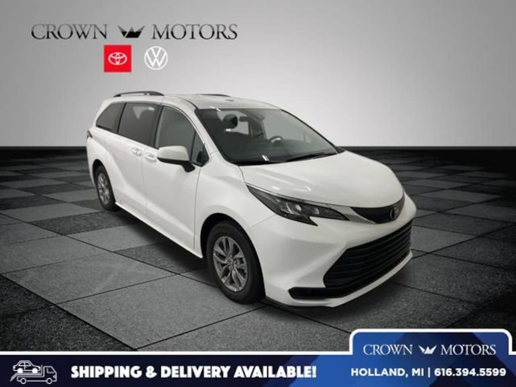 Used 2026 Toyota Sienna LE Van Passenger Van