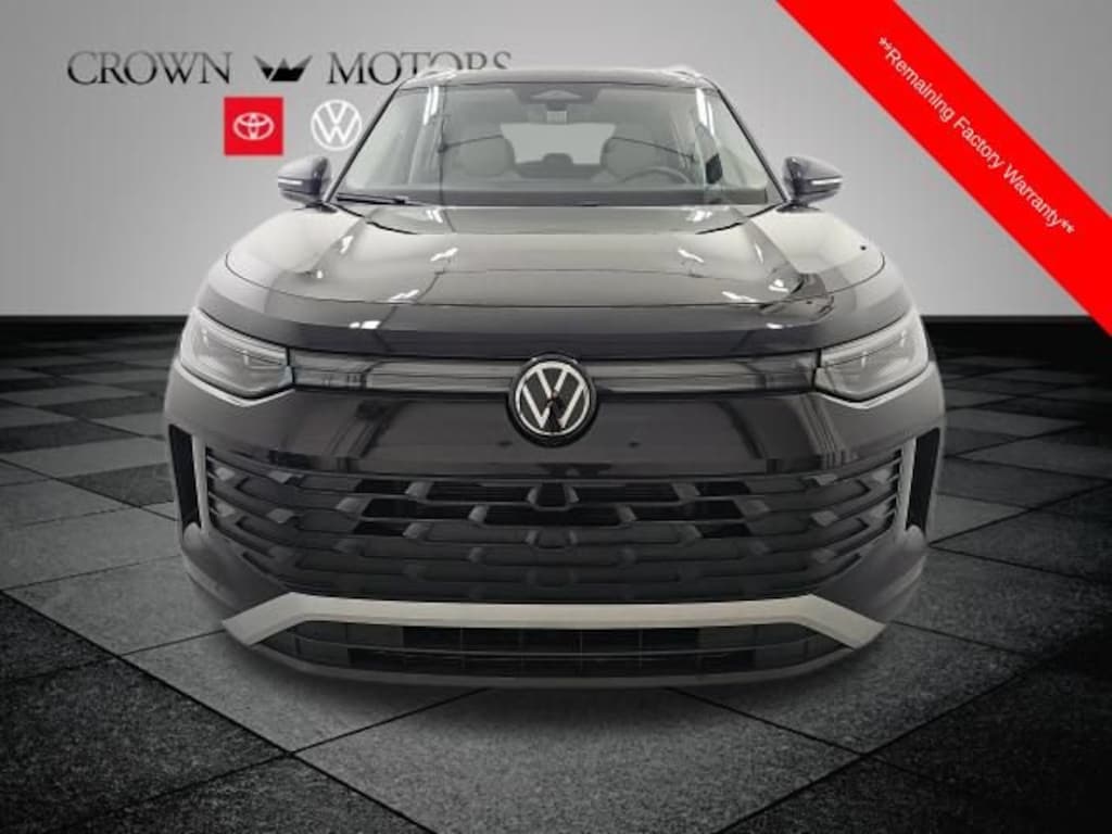 Used 2025 Volkswagen Tiguan 2.0T SE SUV