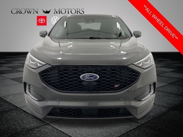 2020 Ford Edge ST photo 2