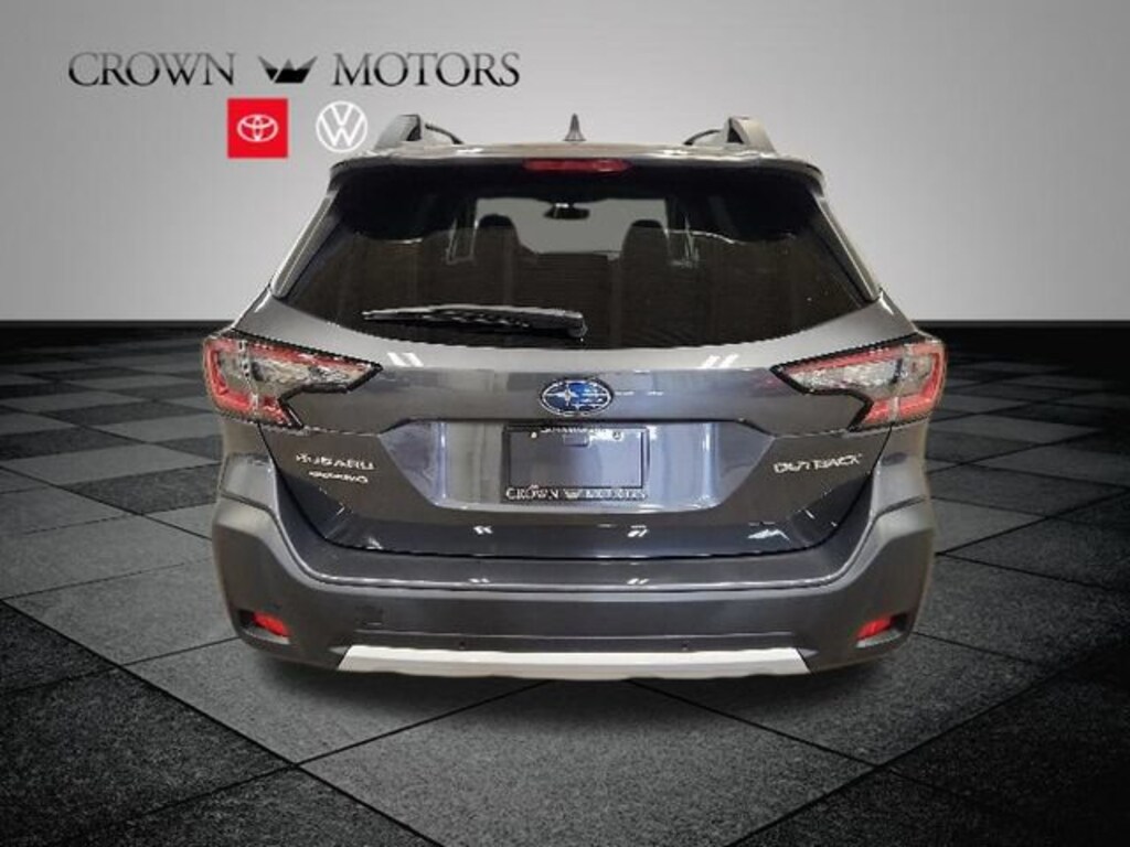 Used 2025 Subaru Outback Limited SUV