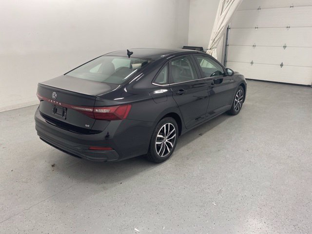 Used 2026 Volkswagen Jetta 1.5T SE Sedan