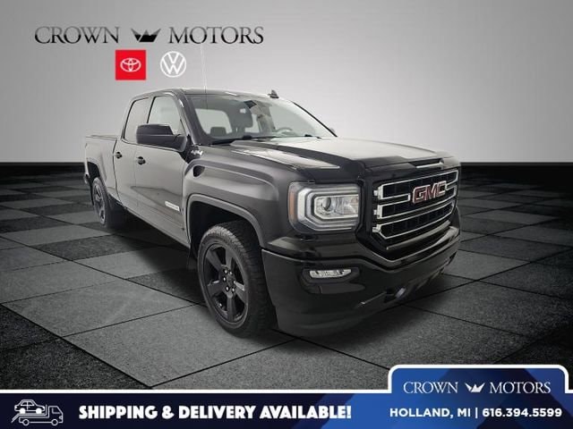 2018 GMC Sierra 4WD Double Cab Standard Box's photo