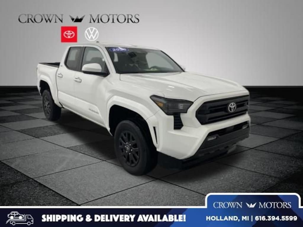 Used 2025 Toyota Tacoma SR5 Truck Double Cab