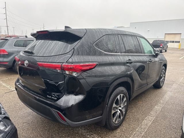 2023 Toyota Highlander XLE photo 4