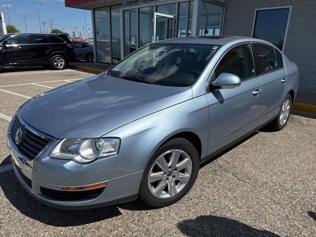 2006 Volkswagen Passat 2.0T photo 2