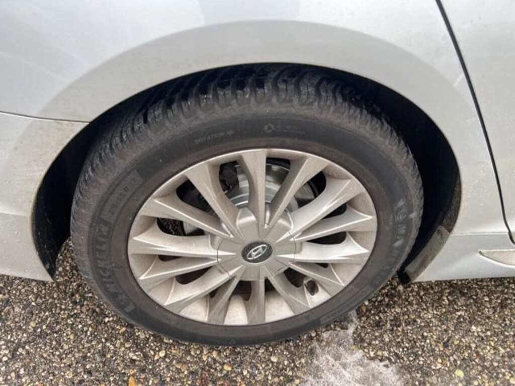 Used 2015 Hyundai Sonata Limited Sedan