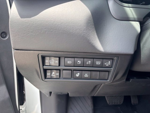 2026 Toyota Tundra Platinum - Photo 12