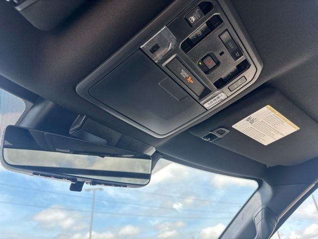 2026 Toyota Tundra Platinum - Photo 8