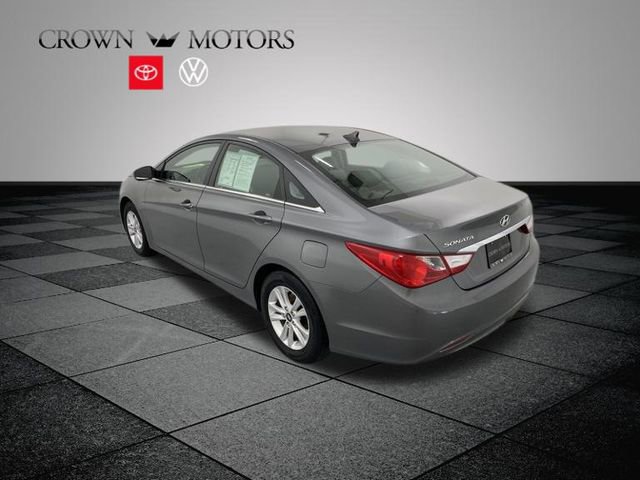 2011 Hyundai Sonata GLS photo 4