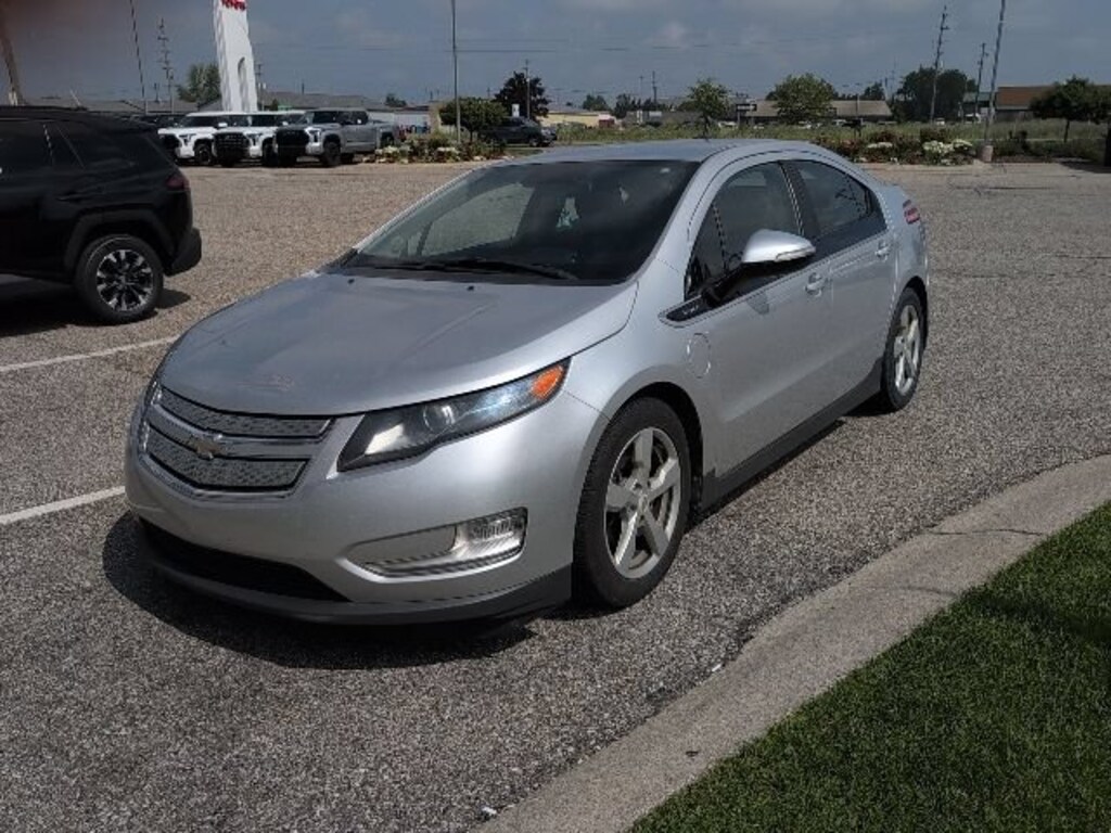 Used 2014 Chevrolet Volt Base Hatchback