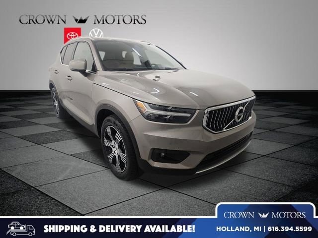 2020 Volvo XC40 T5 Inscription AWD's photo