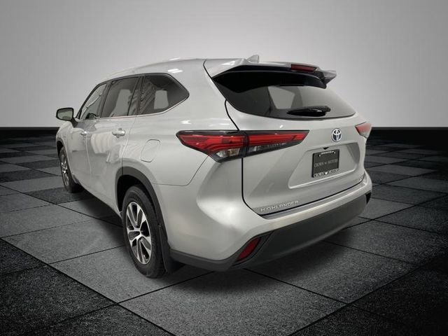 2022 Toyota Highlander Hybrid XLE photo 4