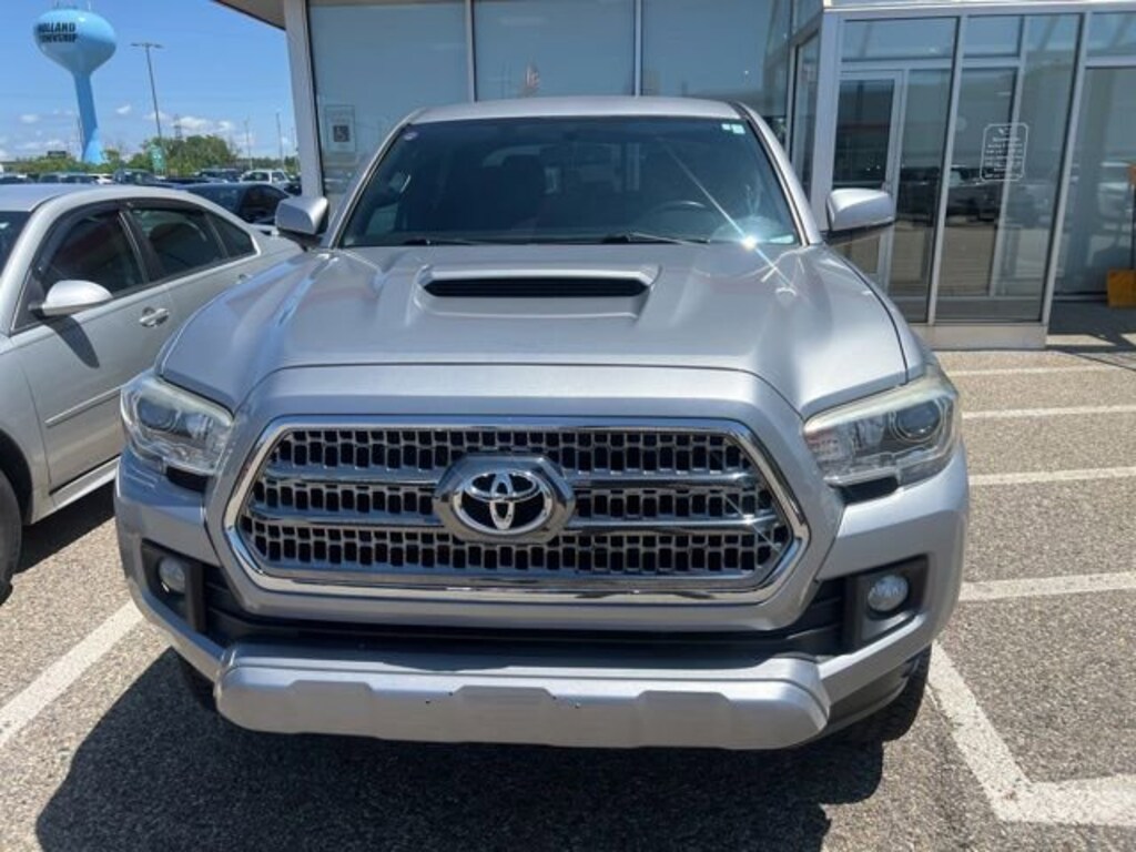 Used 2016 Toyota Tacoma TRD Sport Truck Double Cab