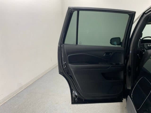 2023 Honda Passport EX-L - Photo 30