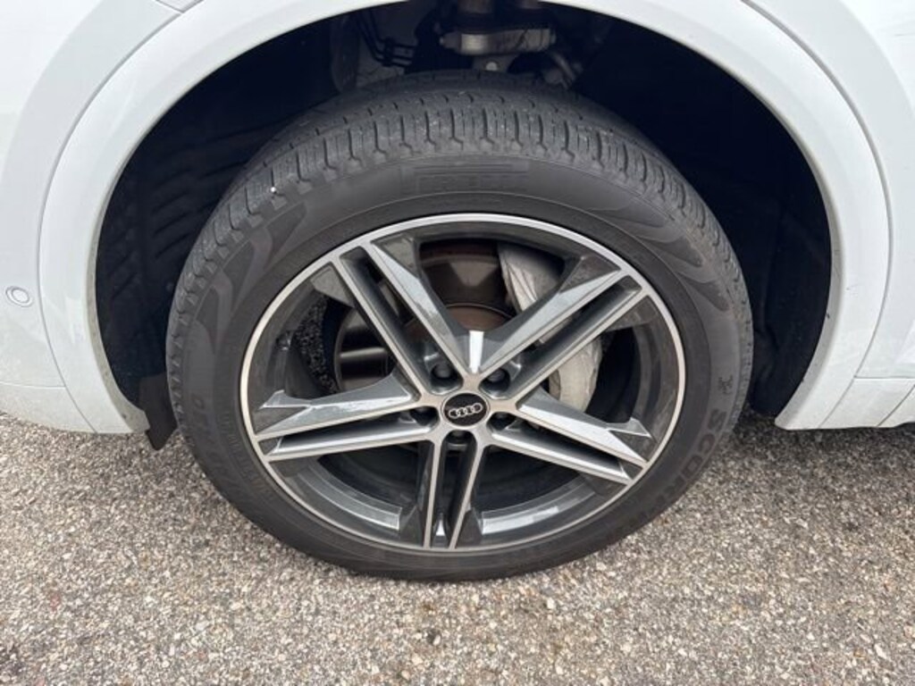 Used 2022 Audi Q5 e 55 Prestige SUV