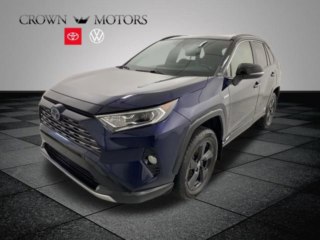 2020 Toyota RAV4 Hybrid XSE photo 3