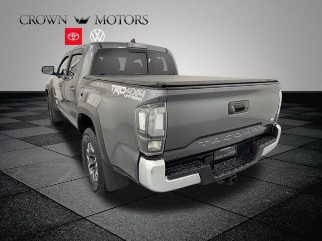 2017 Toyota Tacoma TRD Off-Road photo 4