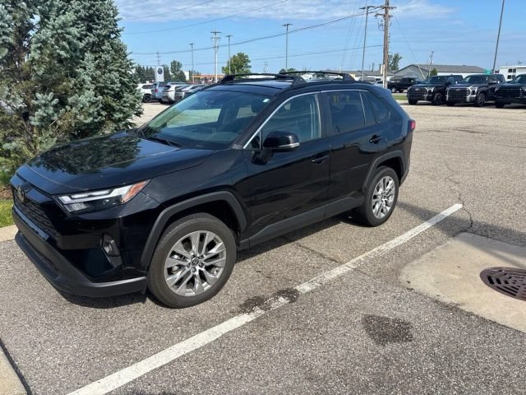 Used 2025 Toyota RAV4 XLE Premium SUV