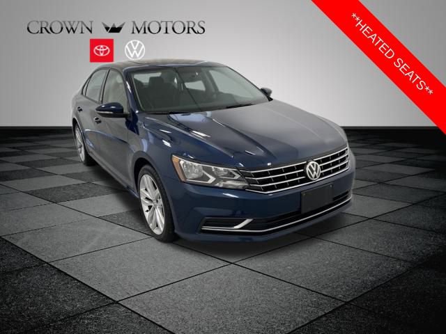 2019 Volkswagen Passat 2.0T Wolfsburg Edition photo 4