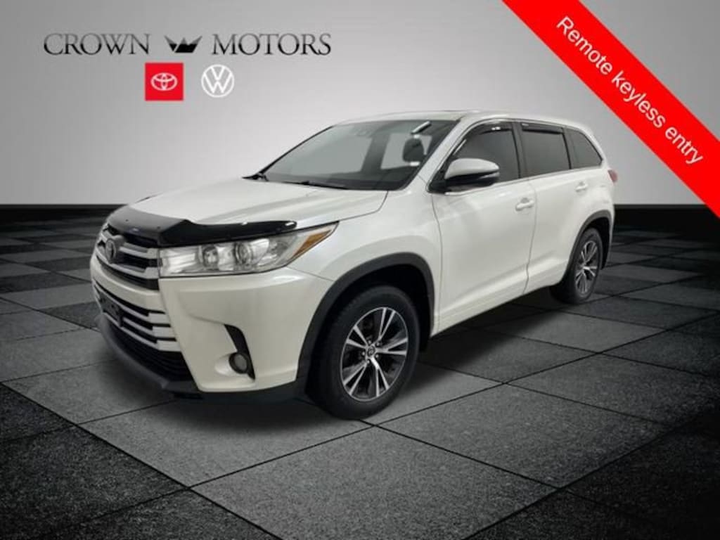Used 2017 Toyota Highlander LE Plus SUV