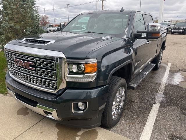 2018 Gmc Sierra Denali photo 2