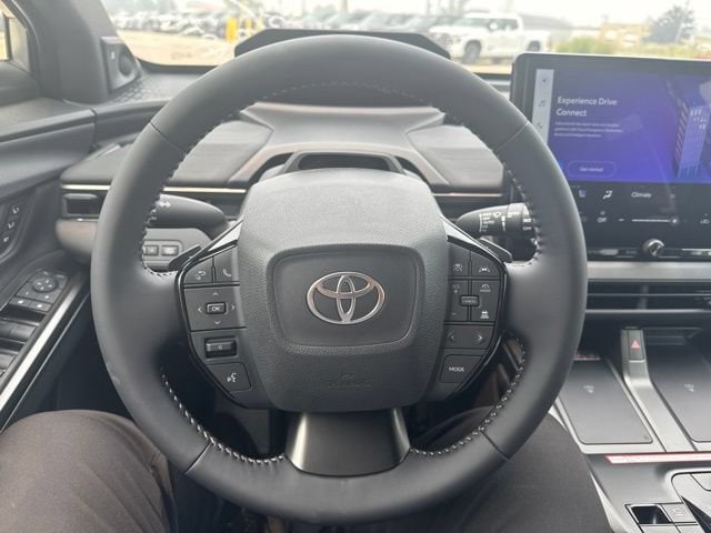 2026 Toyota bZ Woodland Woodland Premium - Photo 14