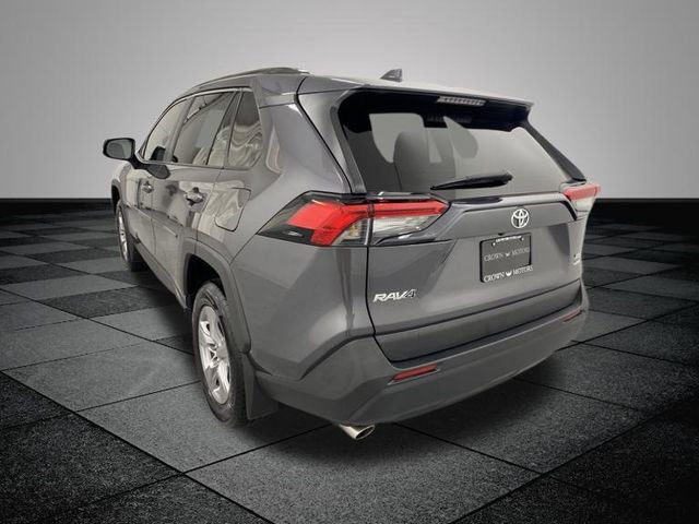 2024 Toyota RAV4 XLE photo 4