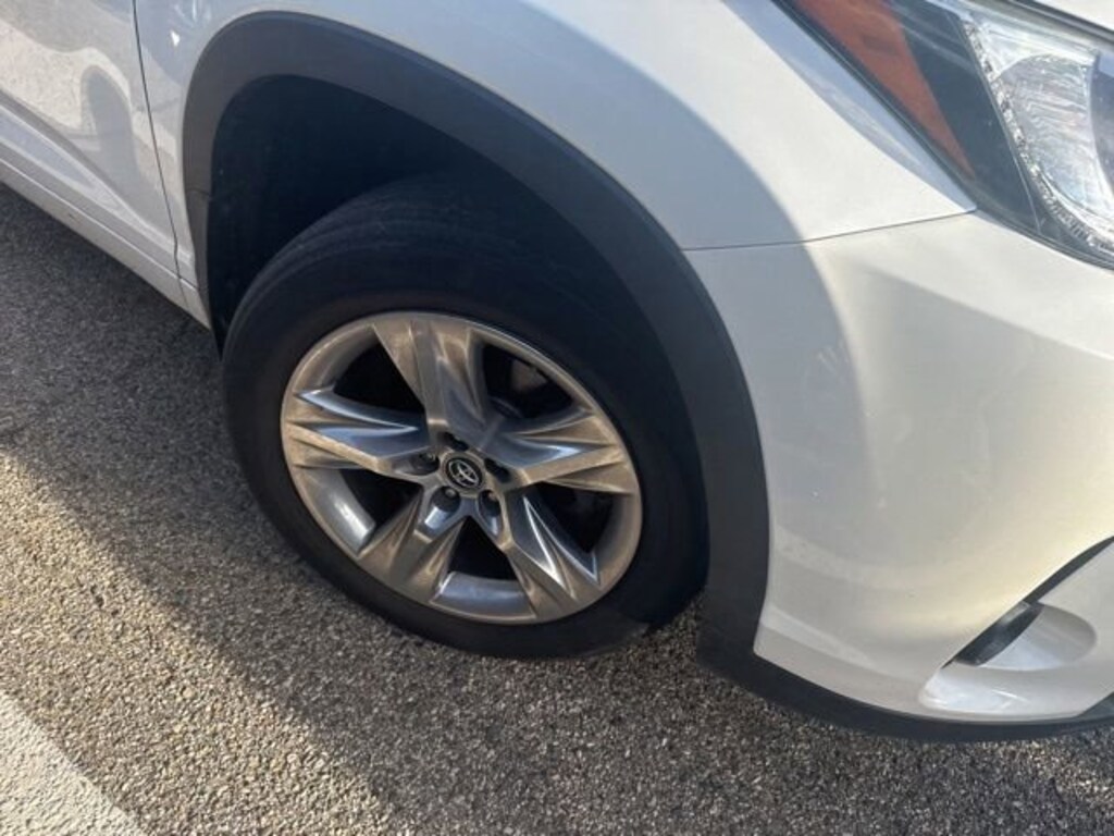 Used 2018 Toyota Highlander Limited SUV