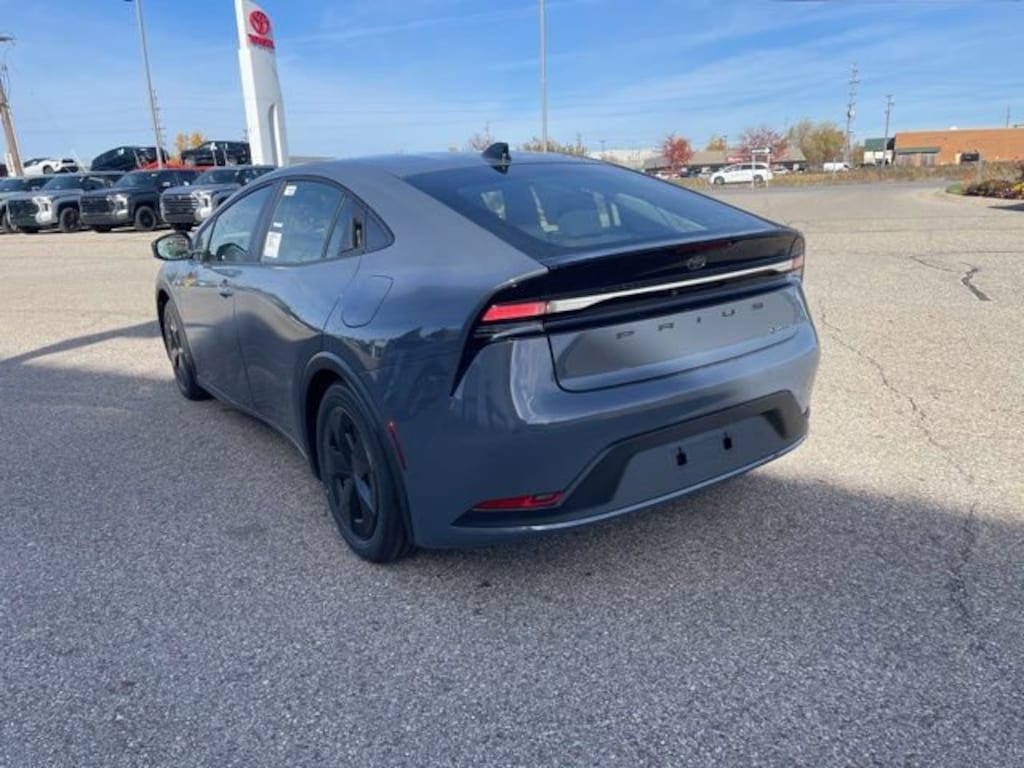 New 2026 Toyota Prius Plug-in Hybrid SE PLUG-IN HYBRID