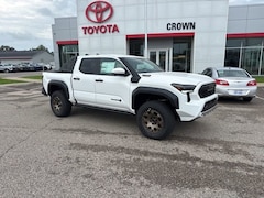 2025 Toyota Tacoma i-FORCE MAX Trailhunter 4X4 DOUBLE CAB HV