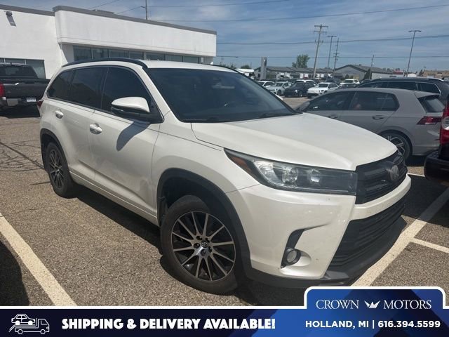 2017 Toyota Highlander SE 4x4 V6's photo