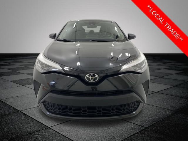 2020 Toyota C-HR LE photo 2