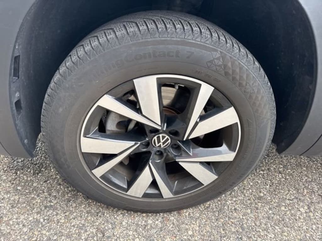 Used 2020 Volkswagen Atlas Cross Sport 2.0T SEL SUV