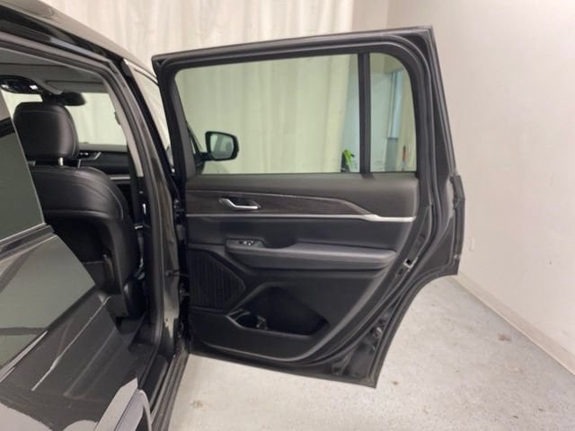 2023 Jeep Grand Cherokee L Limited - Photo 40