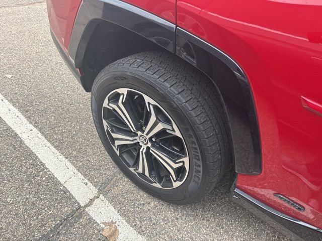 2023 Toyota RAV4 Prime XSE photo 3