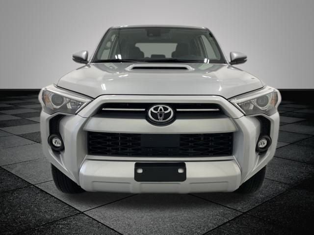2024 Toyota 4Runner TRD Off-Road Premium photo 2