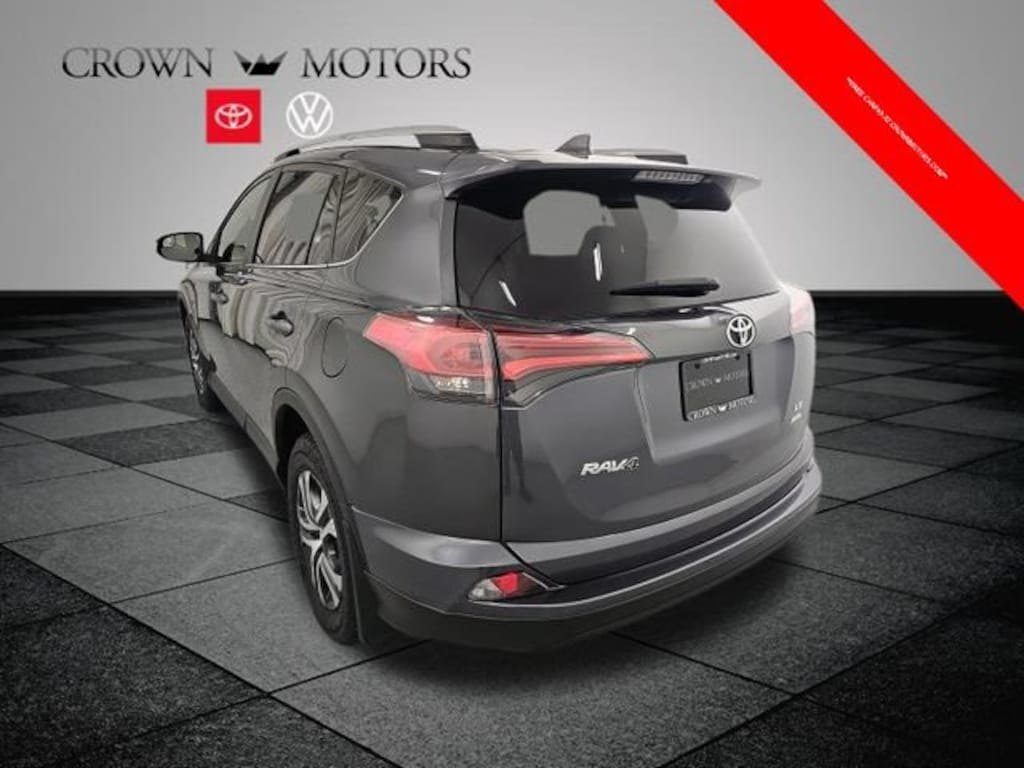 Used 2018 Toyota RAV4 LE SUV