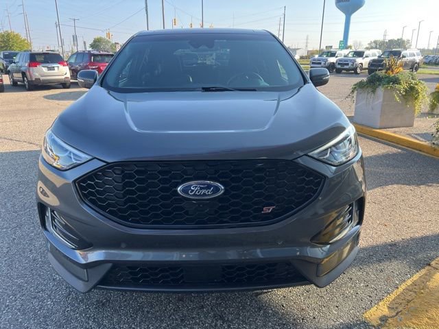 2020 Ford Edge ST photo 2
