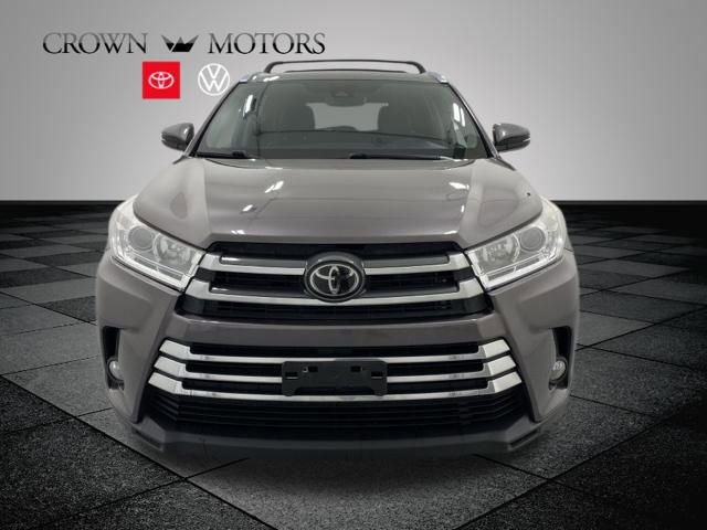 2018 Toyota Highlander XLE photo 2