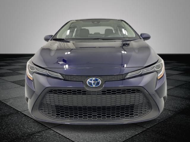 2022 Toyota Corolla Hybrid LE photo 2