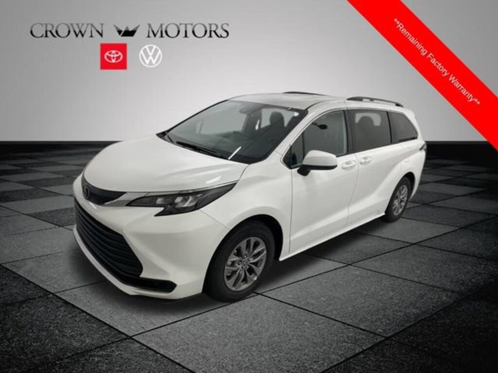 Used 2026 Toyota Sienna LE Van Passenger Van