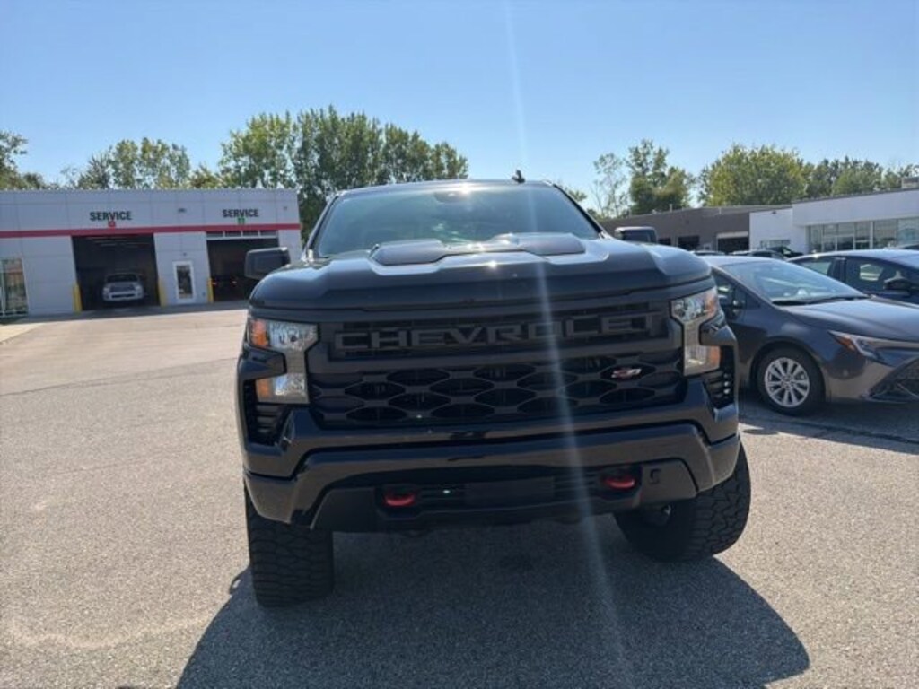Used 2022 Chevrolet Silverado 1500 Custom Trail Boss Truck Crew Cab