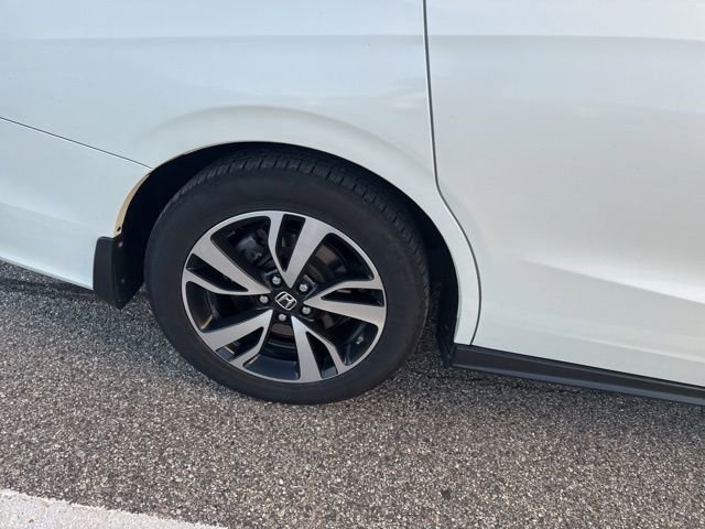 2018 Honda Odyssey EX-L photo 3