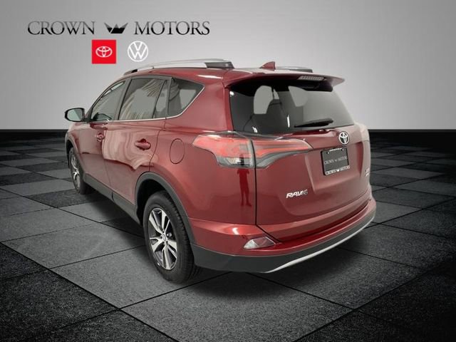 2018 Toyota RAV4 XLE photo 4