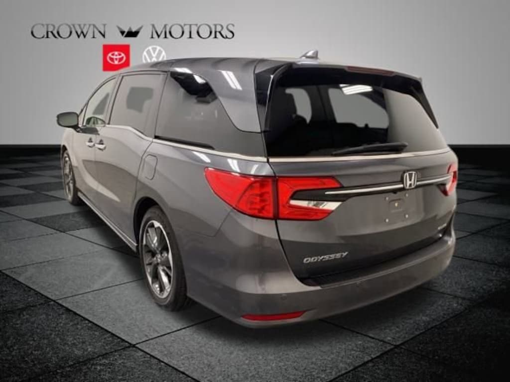 Used 2024 Honda Odyssey Elite Van