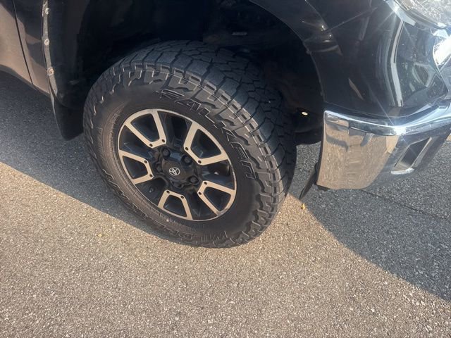 2017 Toyota Tundra Limited photo 2