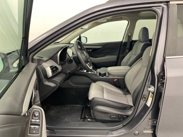 2025 Subaru Outback Limited - Photo 11