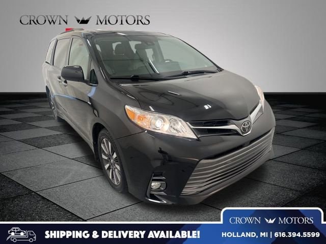 2018 Toyota Sienna XLE