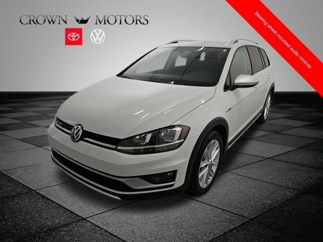 2019 Volkswagen Golf Alltrack SE 6-Speed — exterior of the exact listed vehicle