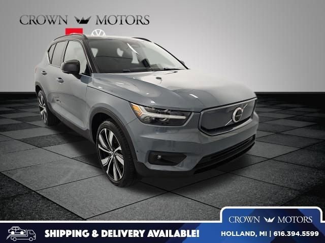 2022 Volvo XC40